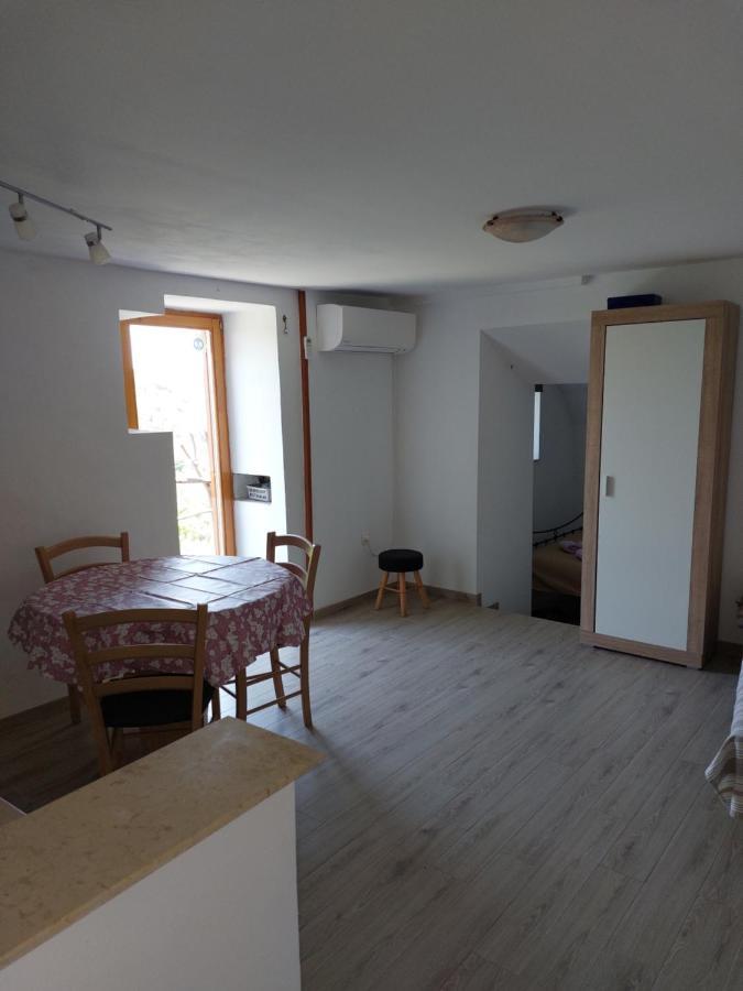 לובניצה Apartman Biba מראה חיצוני תמונה
